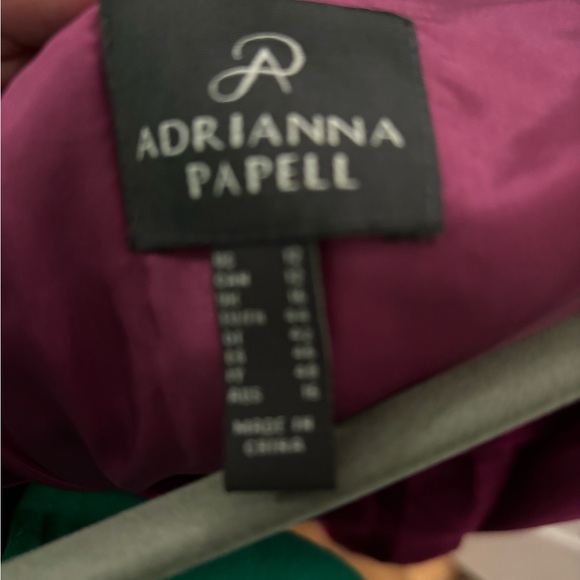 Fantastic amazing dress for formal occasion - Picture 4 of 4